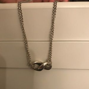 Tiffany & Co infinity stealing silver necklace
